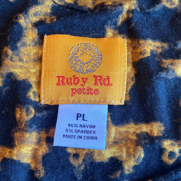 Ruby Rd Sleeveless Brown and Black Sequined Top - Picture 7 of 10